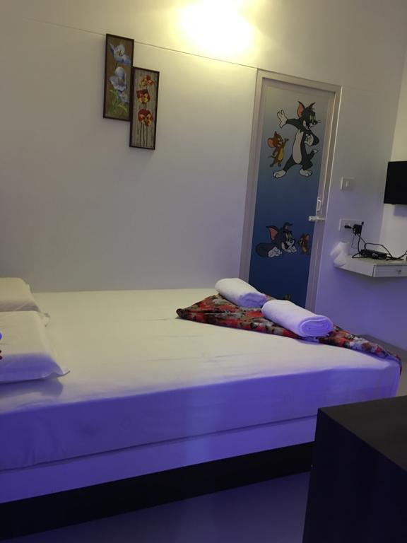 Rams Guest House Near Lulu Mall 트리반드룸 외부 사진