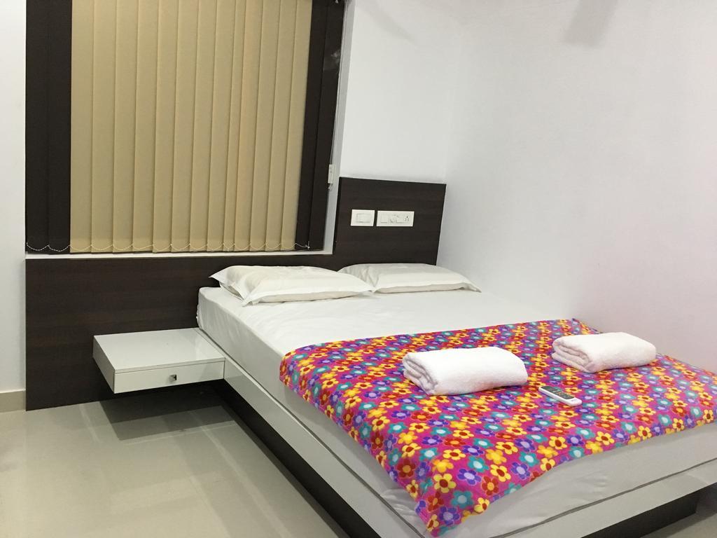 Rams Guest House Near Lulu Mall 트리반드룸 외부 사진
